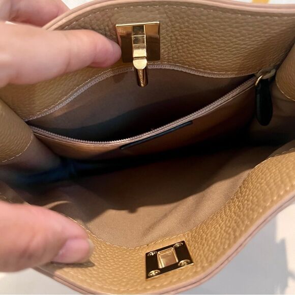 Rebecca Minkoff Darren Pebbled Leather Shoulder Bag Driftwood NEW Gold Hardware - Picture 5 of 11